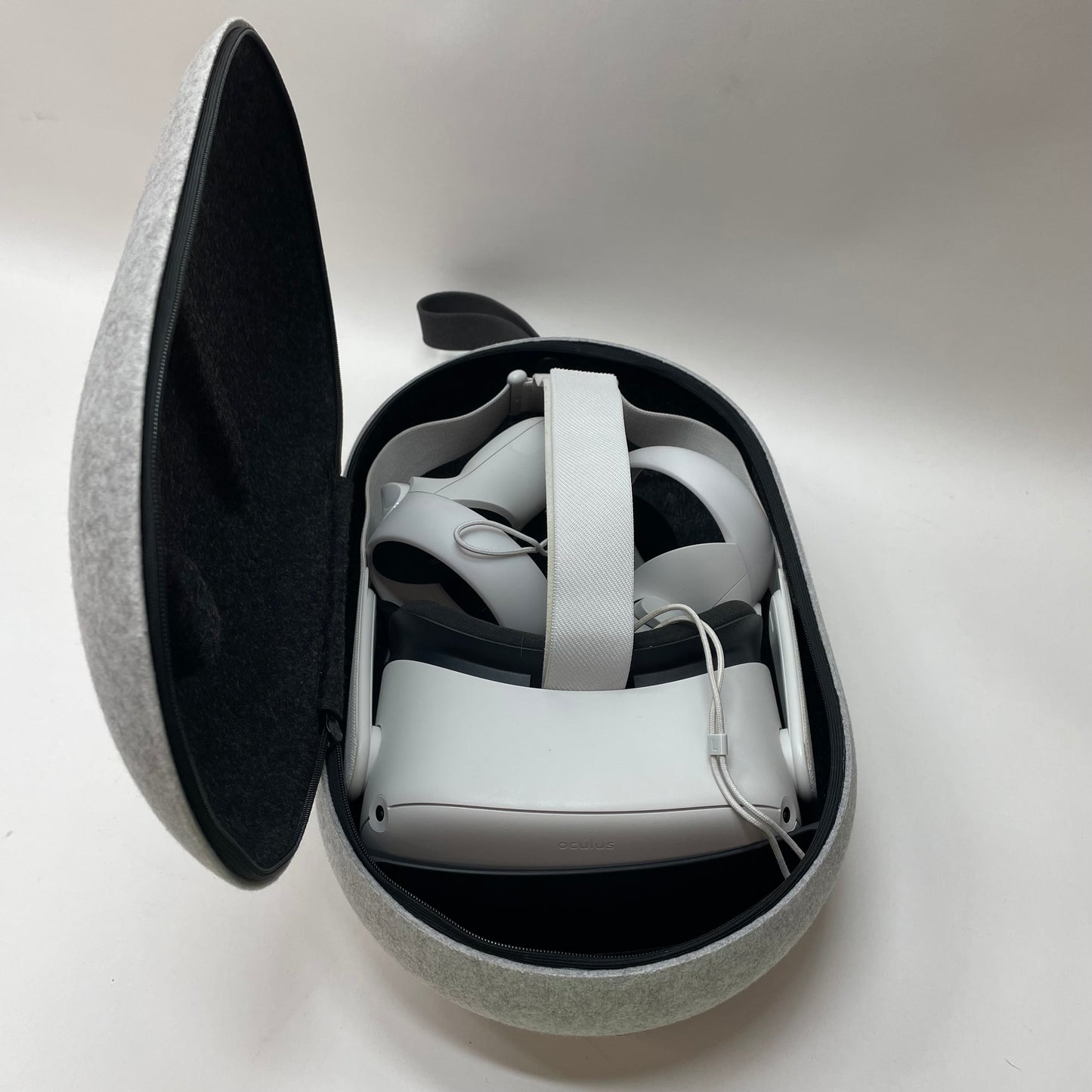 Oculus Quest 2 256GB Standalone All-in-One VR Headset KW49CM