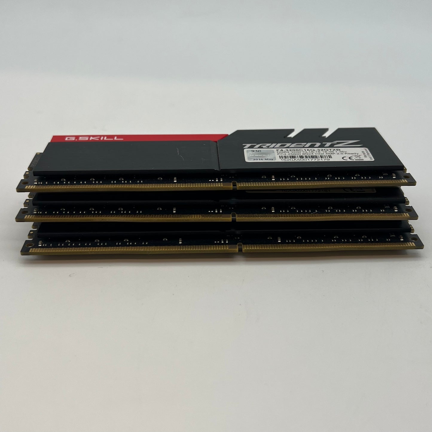 G.Skill TridentZ 24GB (3x8GB) RAM DDR4 3200MHz F4-3200C16Q-32GTZB Memory Kit (Copy)