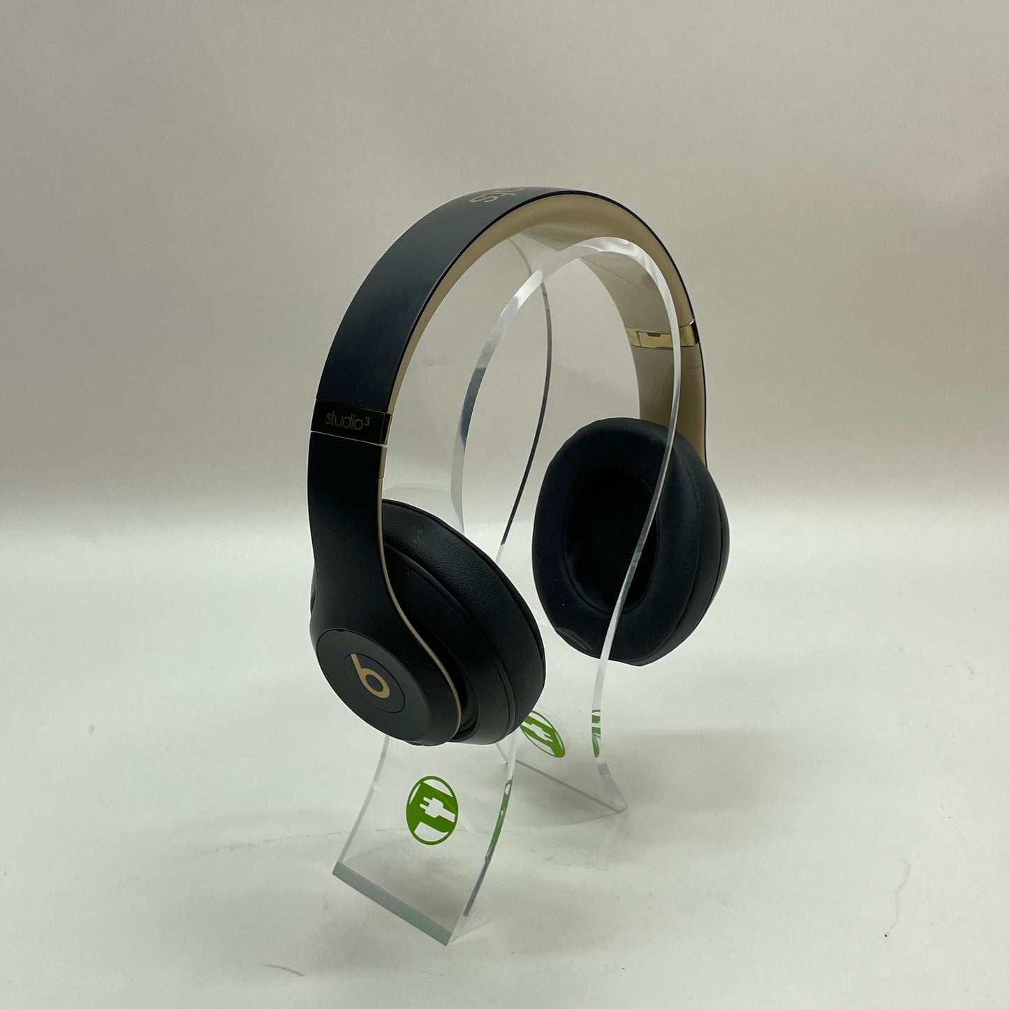 Beats Studio3 Wireless On-Ear Bluetooth Headphones Shadow Gray