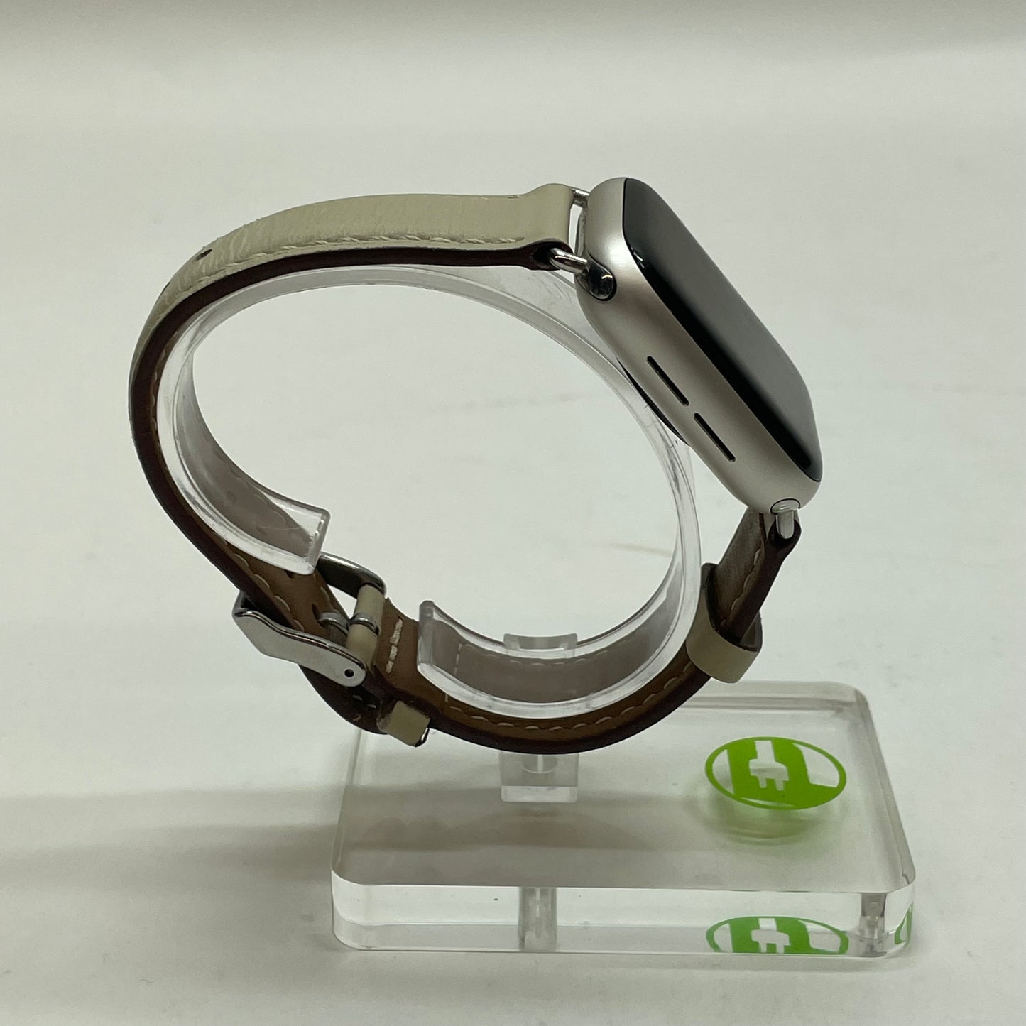GPS Only Apple Watch SE 2nd Gen 40MM Starlight Aluminum MNT33LL/A