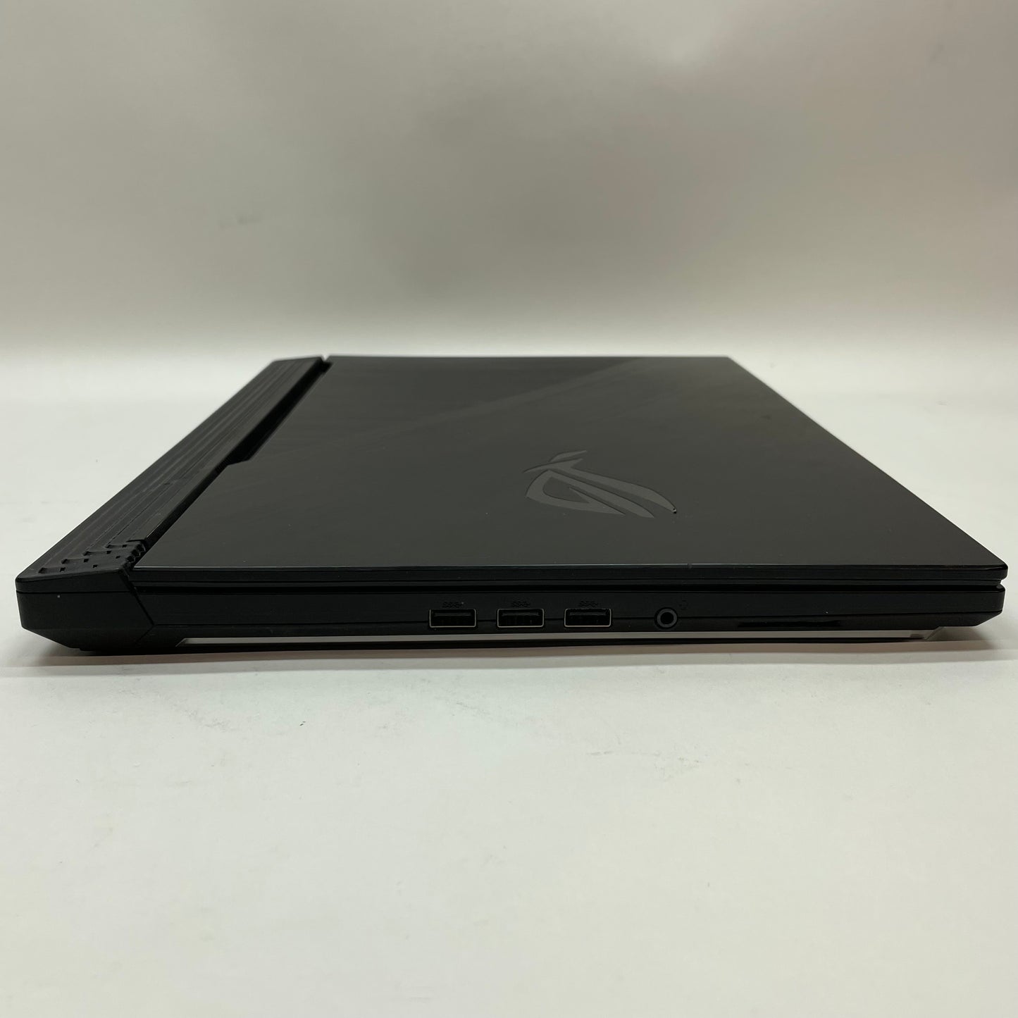 Asus ROG Strix G512LW 15.6" i7-10750H 2.6GHz 16GB RAM 1TB SSD GeForce RTX 2070