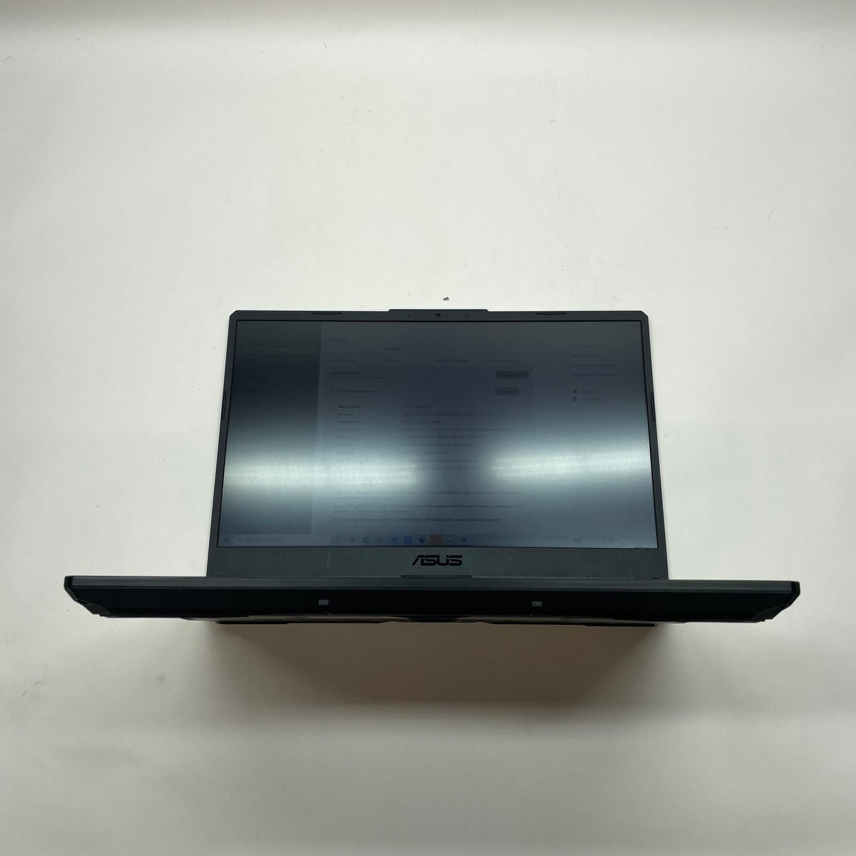 Asus TUF F15 2BIEPSCC 15.6" i5-10300H 2.5GHz 8GB RAM 256GB HDD GeForce GTX 1650