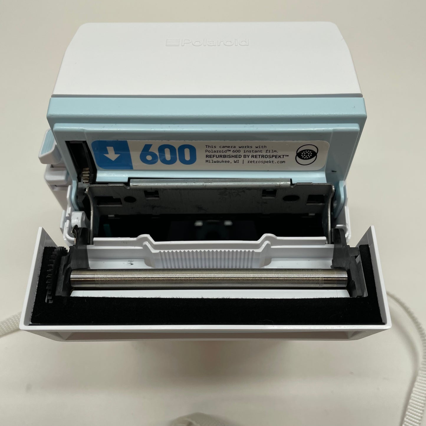 Polaroid x Cinnamoroll 600 Instant Film Camera Refurbished by Retrospekt