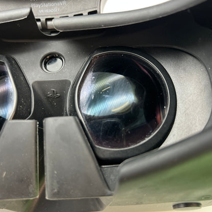 Sony Playstation 4 PS4 Virtual Reality VR Headset White CUH-ZVR1