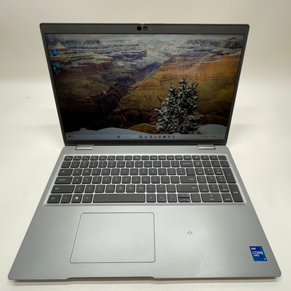 Dell Latitude 5520 15.6" i7-1185G7 3.0GHz 16GB RAM 512GB SSD